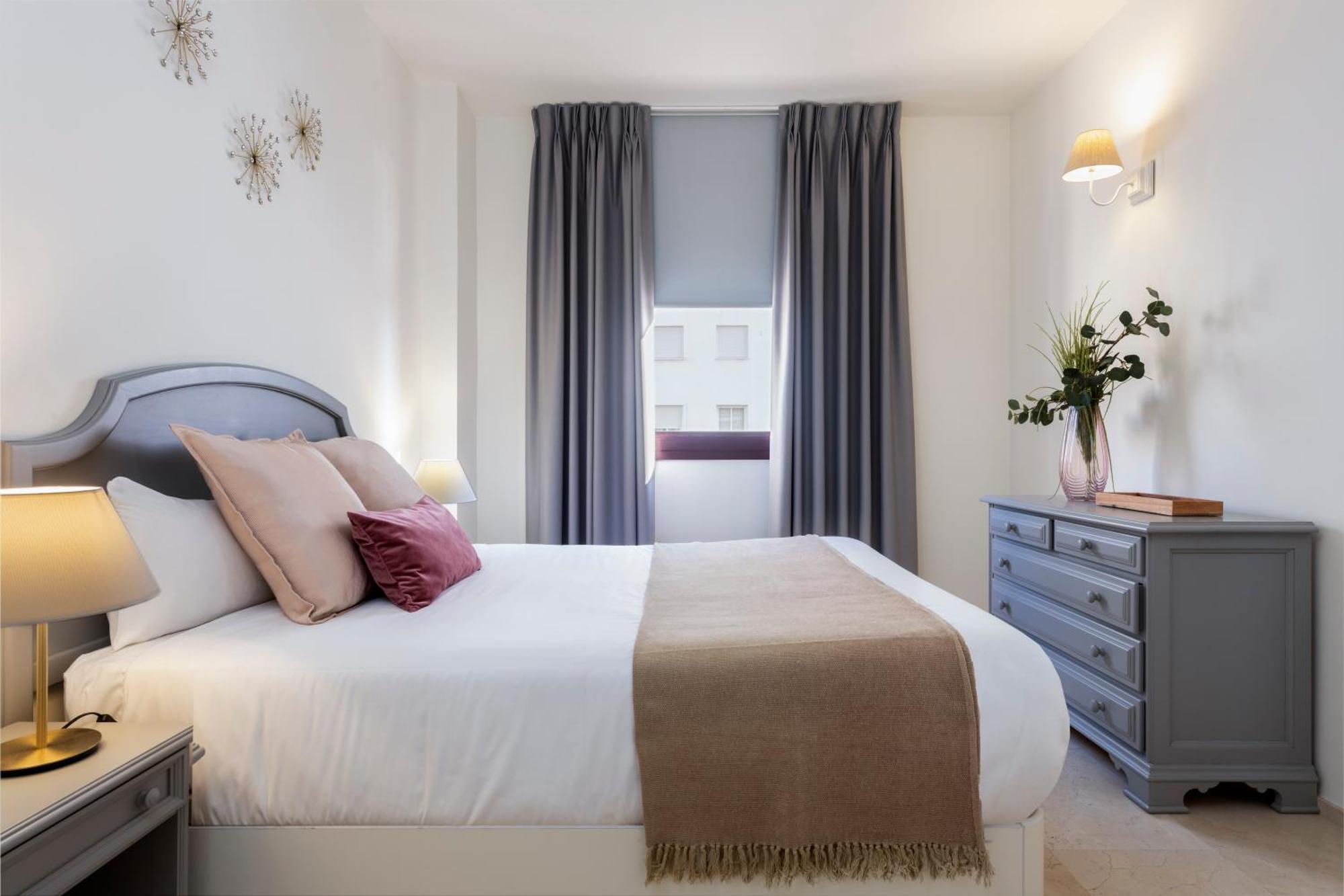 Magno Apartments Santa Justa Seville Luaran gambar